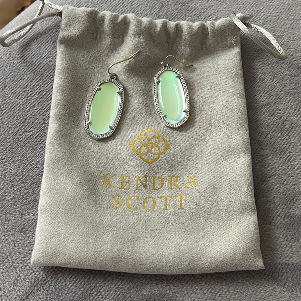 Kendra Scott Elle Silver drop earrings